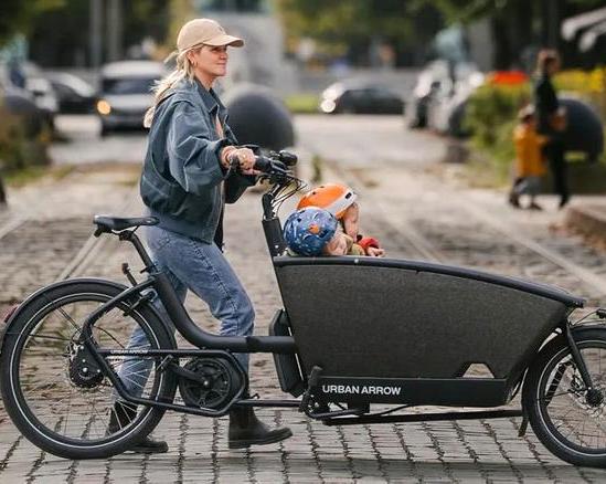 Карго электровелосипеды становятся умнее: представлена линейка Family от Urban Arrow / Авто и транспорт / iXBT Live